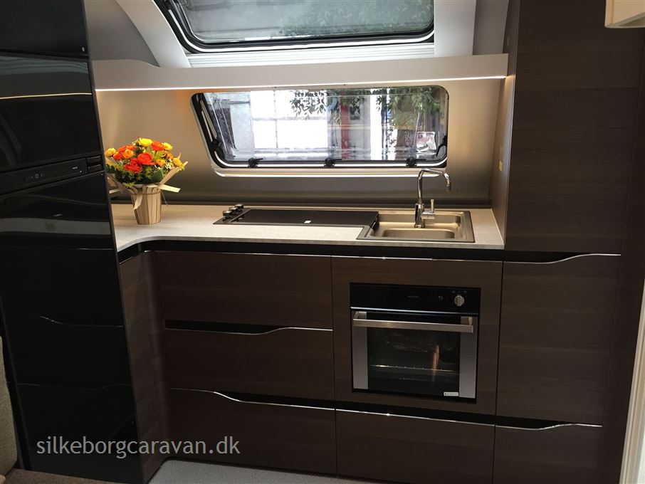 Adria Alpina 663 HT
